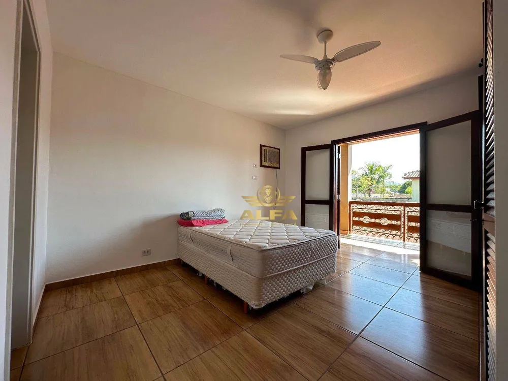 Casa, 3 quartos, 286 m² - Foto 3