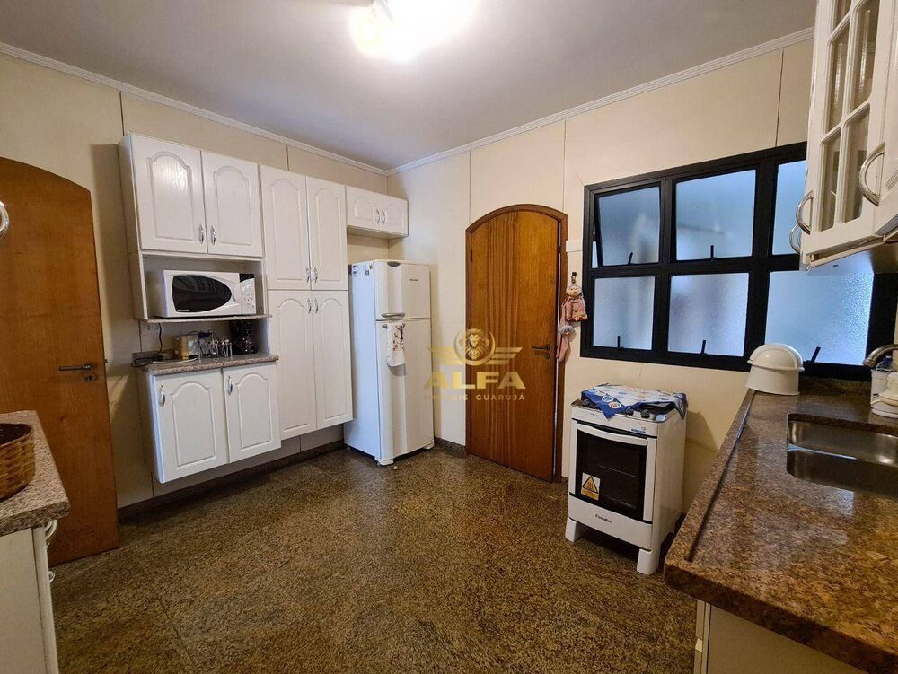 Apartamento à venda com 4 quartos, 146m² - Foto 8