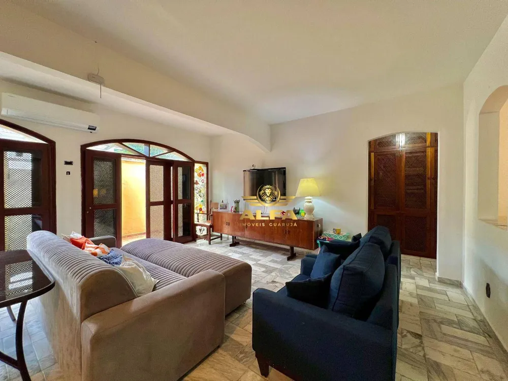 Casa, 3 quartos, 290 m² - Foto 1