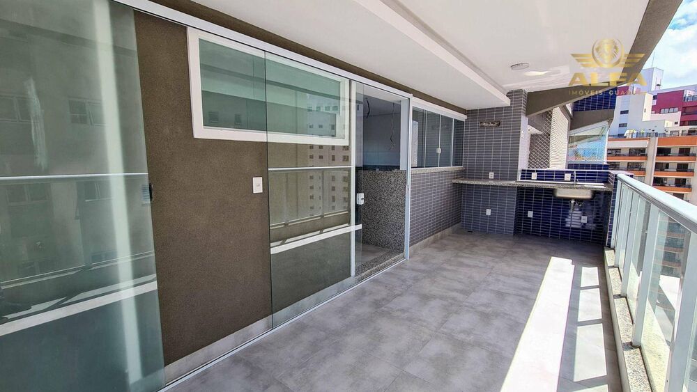 Apartamento, 3 quartos, 145 m² - Foto 1