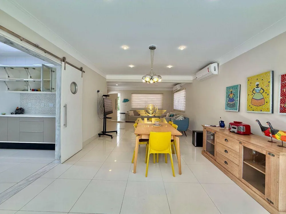 Sobrado, 4 quartos, 234 m² - Foto 2