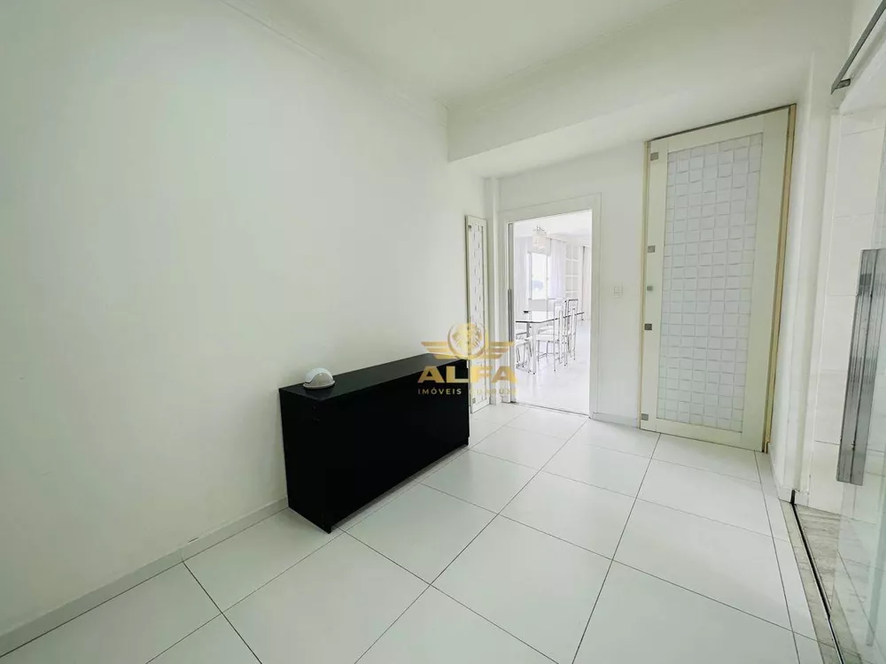 Apartamento à venda com 4 quartos, 222m² - Foto 12