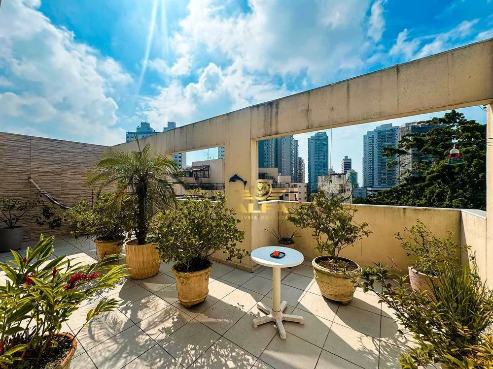 Cobertura, 3 quartos, 218 m² - Foto 1