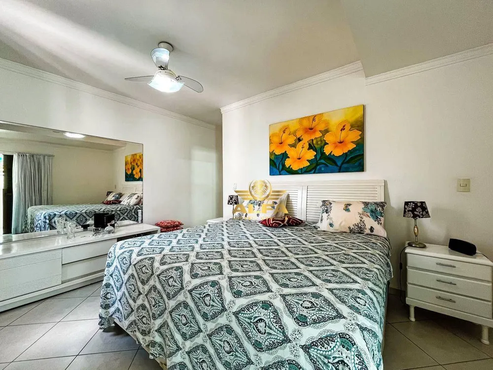 Cobertura, 3 quartos, 218 m² - Foto 4