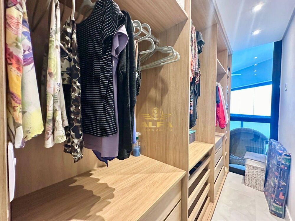Apartamento à venda com 3 quartos, 159m² - Foto 13