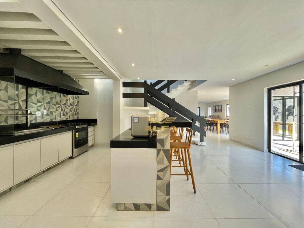 Casa, 5 quartos, 410 m² - Foto 2