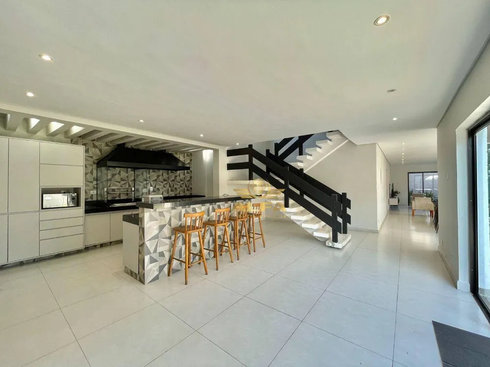 Casa, 5 quartos, 410 m² - Foto 3