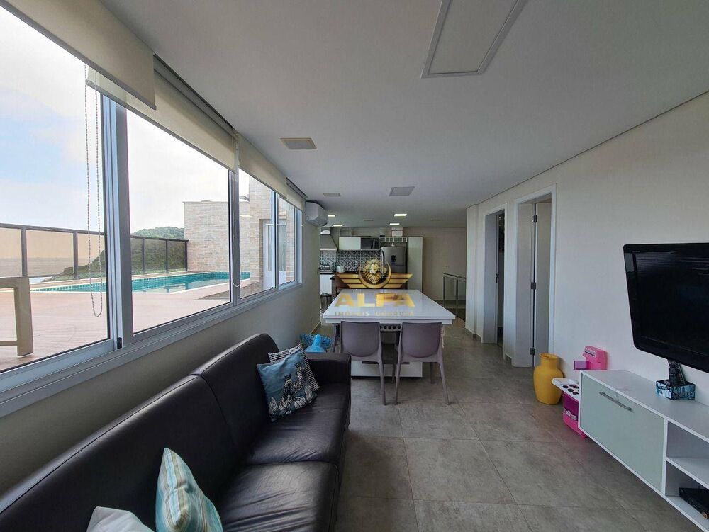 Cobertura, 3 quartos, 199 m² - Foto 2
