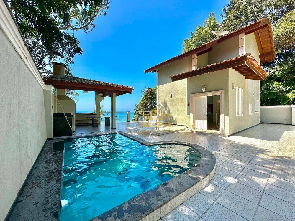 Casa, 3 quartos, 250 m² - Foto 1