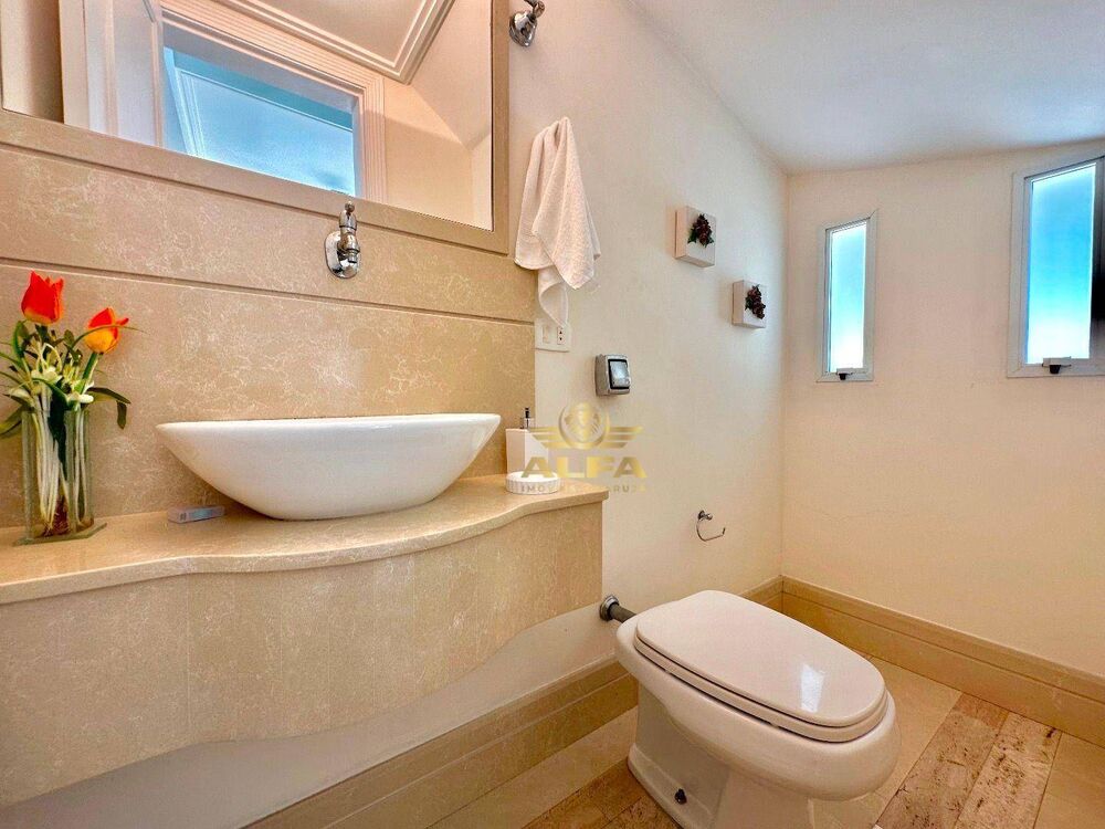 Casa, 3 quartos, 250 m² - Foto 24