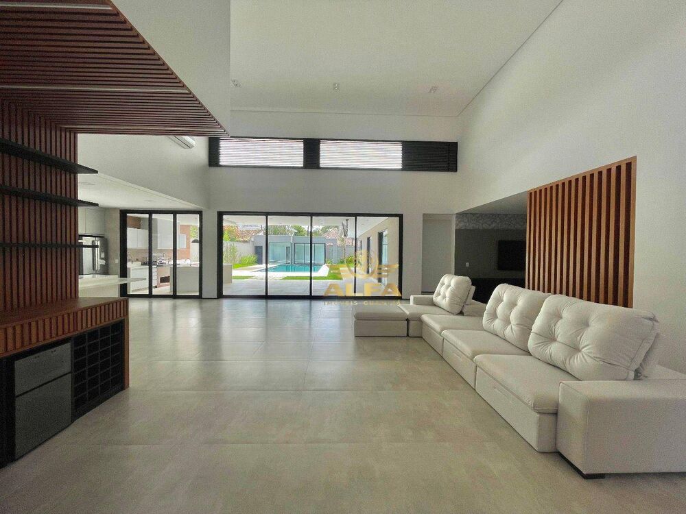 Casa de Condomínio à venda com 5 quartos, 400m² - Foto 3