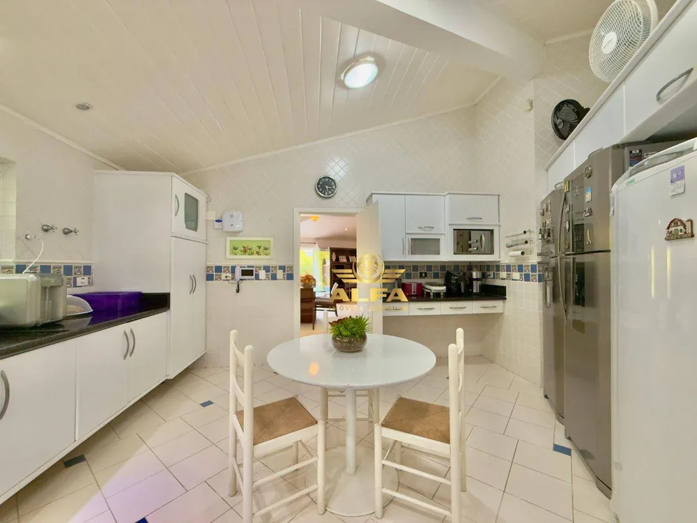 Casa, 3 quartos, 278 m² - Foto 2