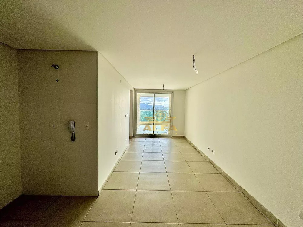 Apartamento à venda com 2 quartos, 69m² - Foto 1