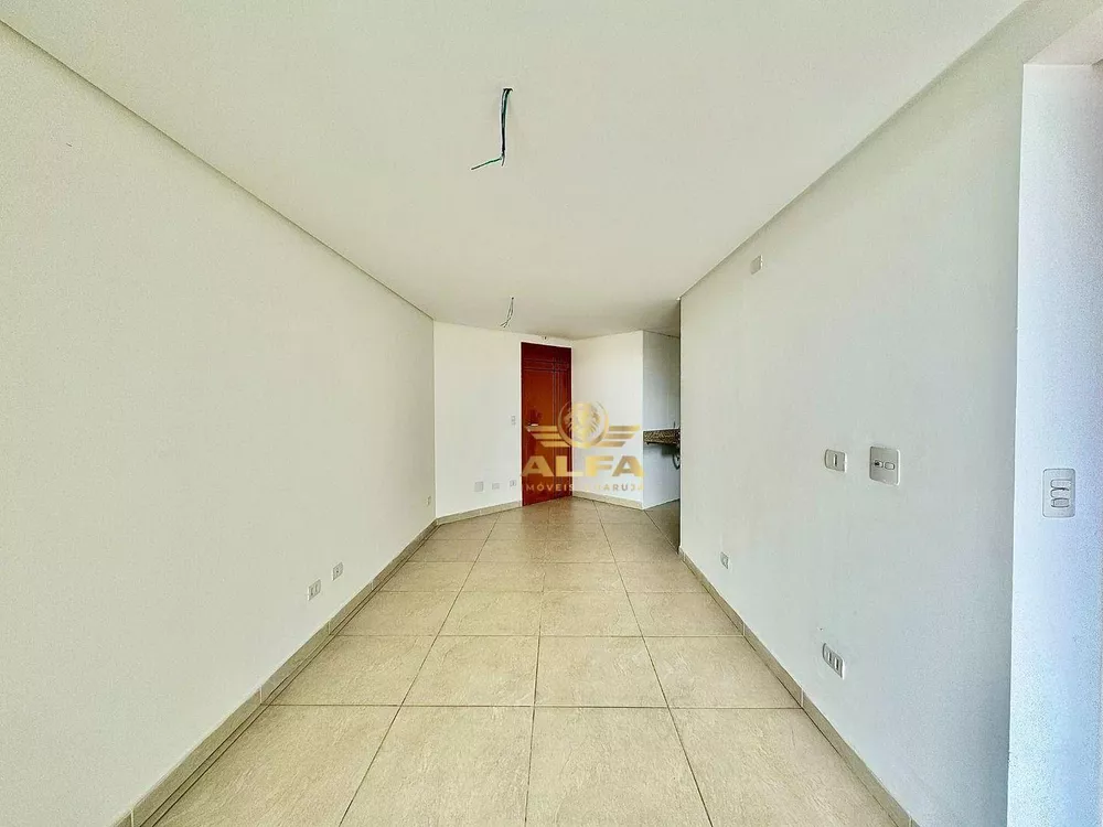 Apartamento à venda com 2 quartos, 69m² - Foto 2