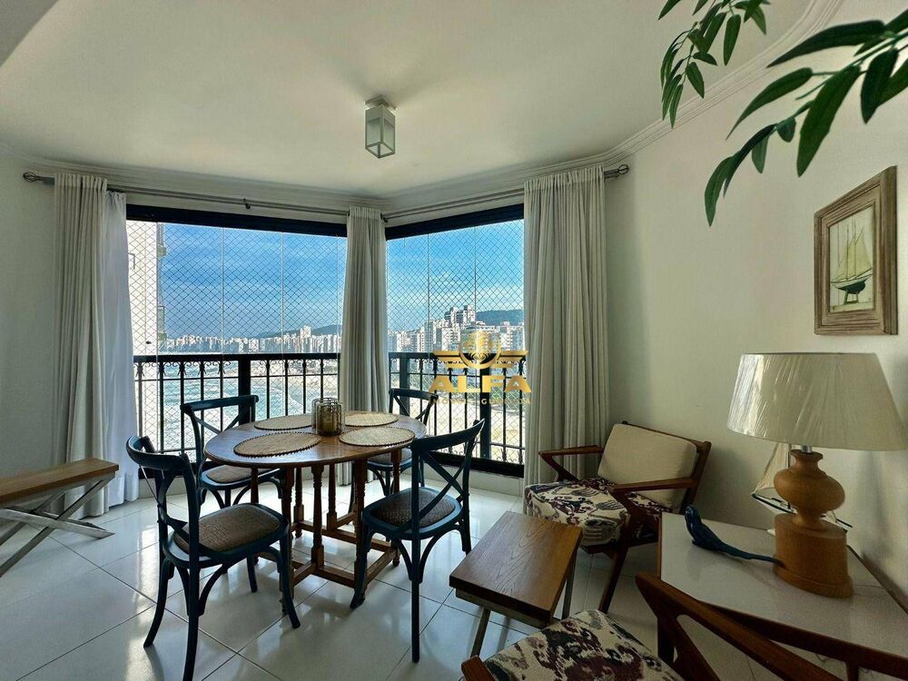 Apartamento à venda com 3 quartos, 221m² - Foto 2