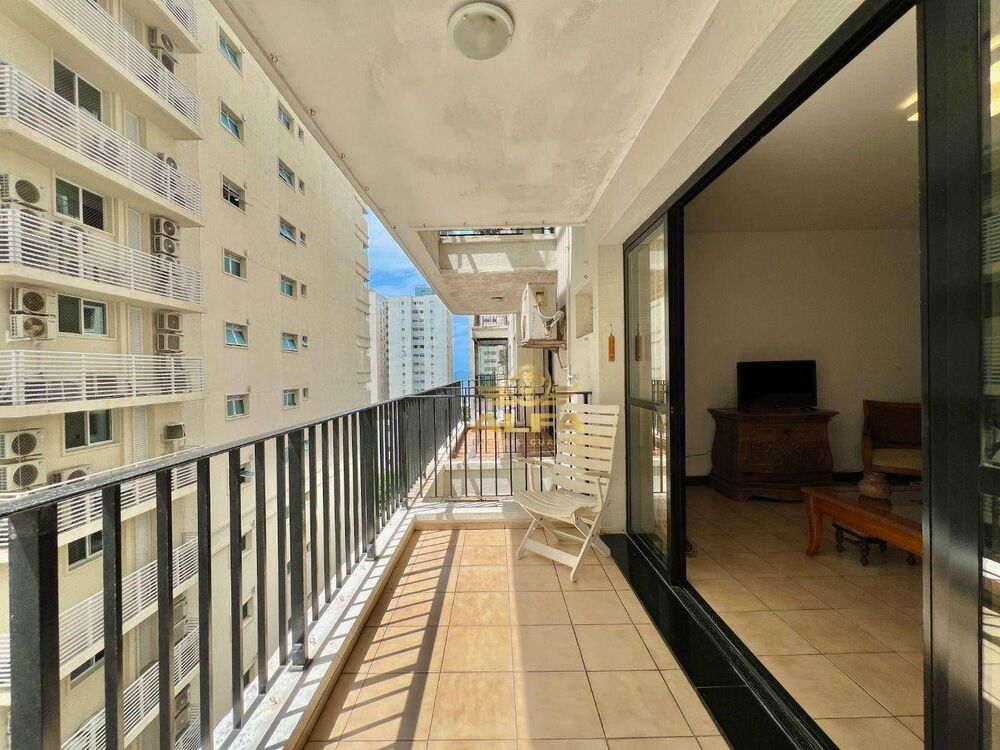 Apartamento à venda com 3 quartos, 120m² - Foto 3