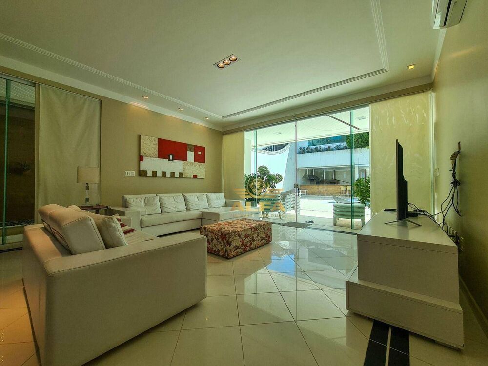Casa à venda com 7 quartos, 900m² - Foto 2