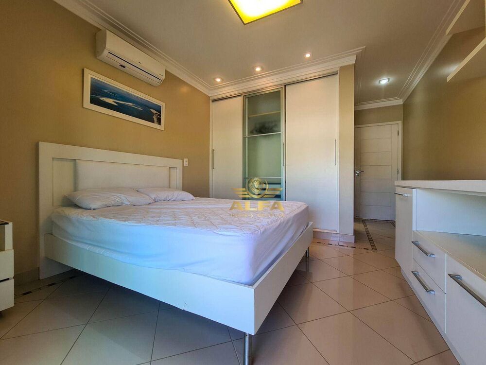 Casa à venda com 7 quartos, 900m² - Foto 15