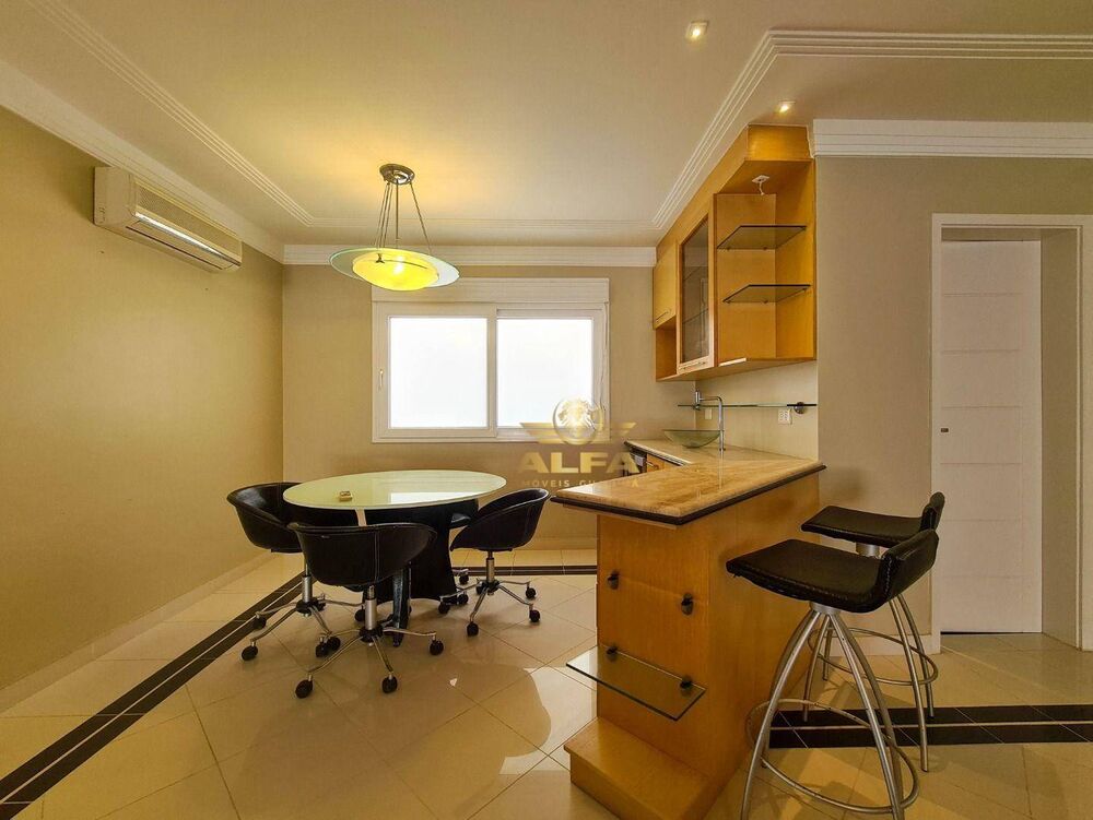 Casa à venda com 7 quartos, 900m² - Foto 8