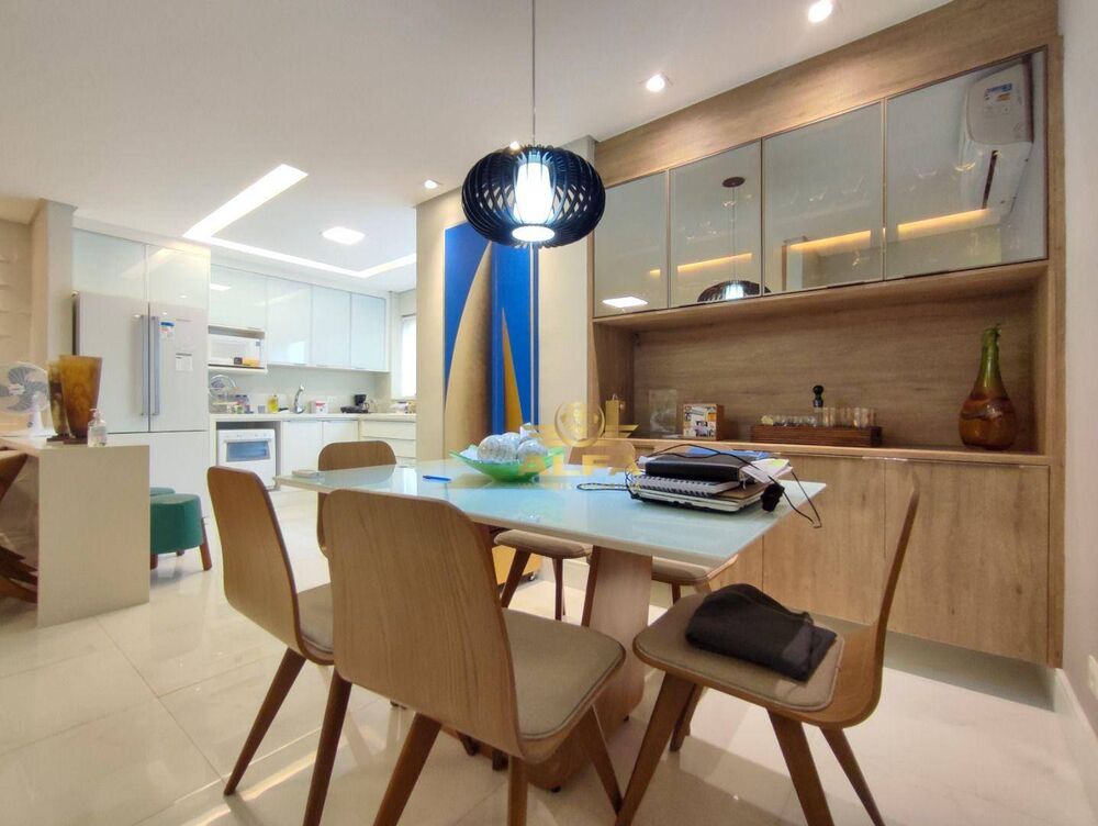 Apartamento à venda com 3 quartos, 130m² - Foto 5