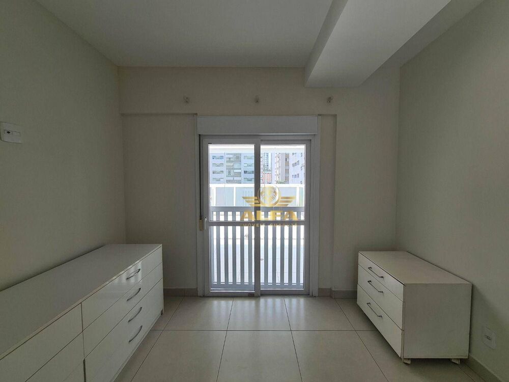Apartamento à venda com 3 quartos, 125m² - Foto 5