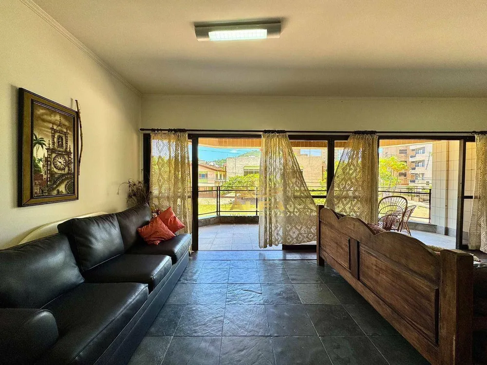 Apartamento, 3 quartos, 156 m² - Foto 3