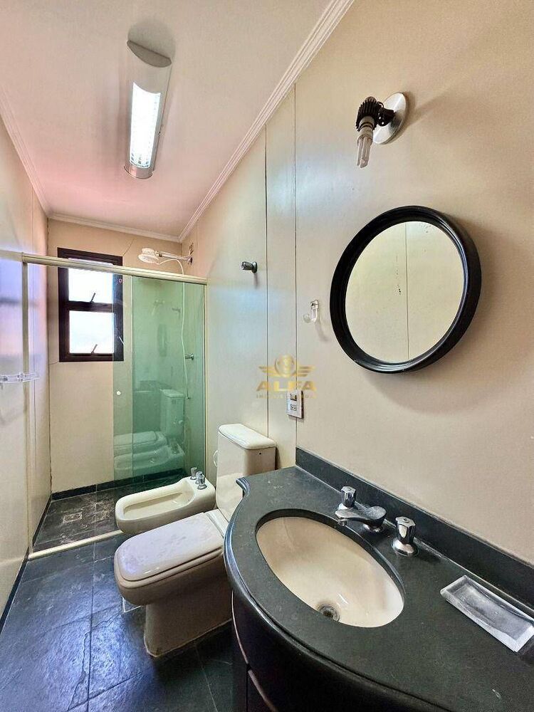 Apartamento à venda com 3 quartos, 156m² - Foto 19
