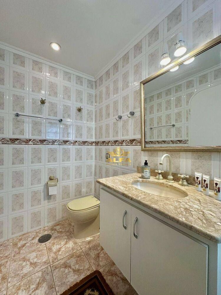 Apartamento à venda com 3 quartos, 221m² - Foto 10