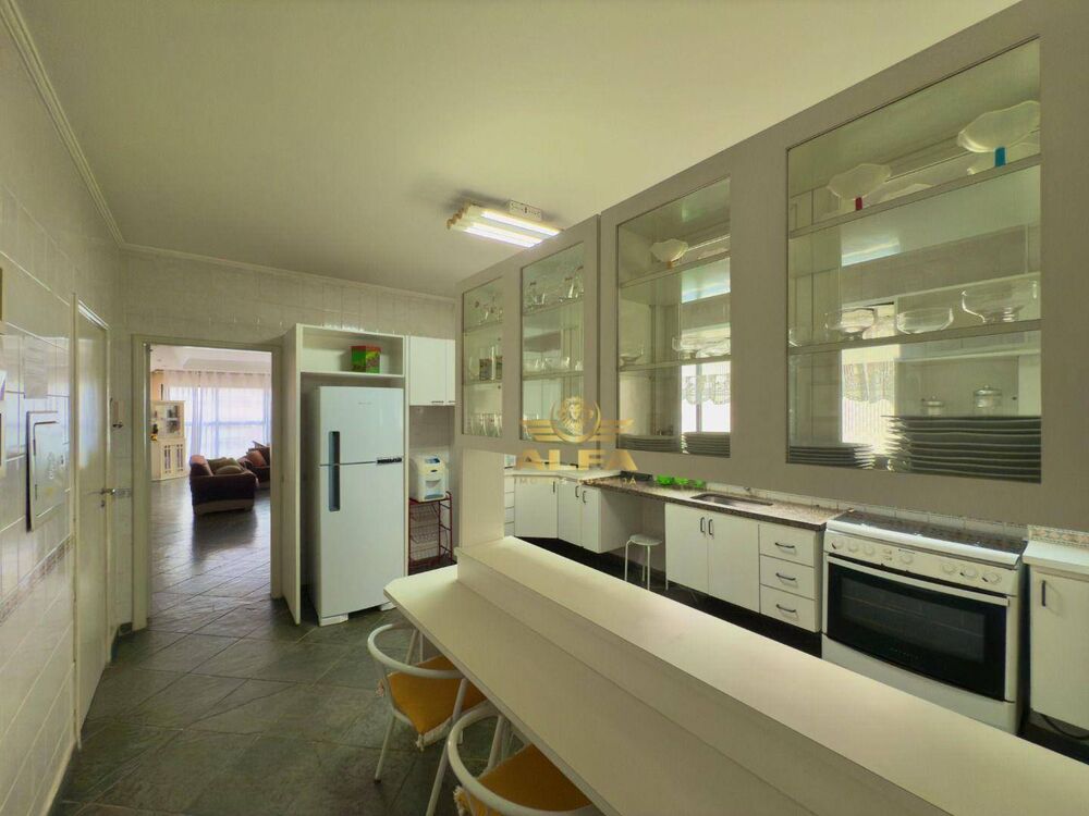 Apartamento à venda com 3 quartos, 160m² - Foto 2