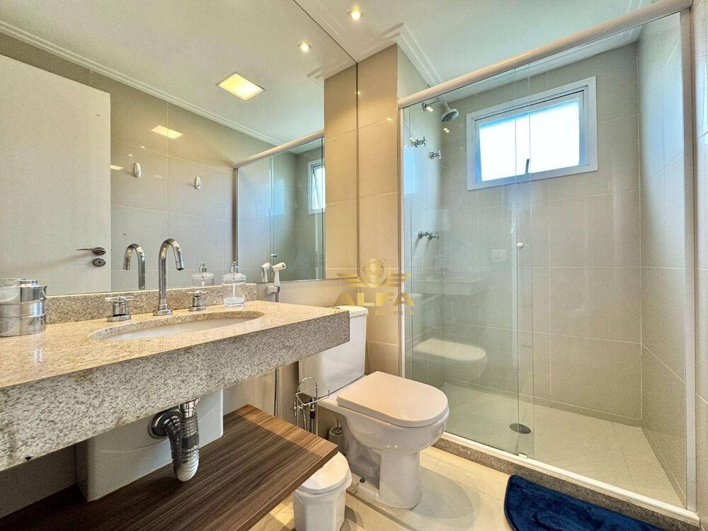 Apartamento, 3 quartos, 158 m² - Foto 1