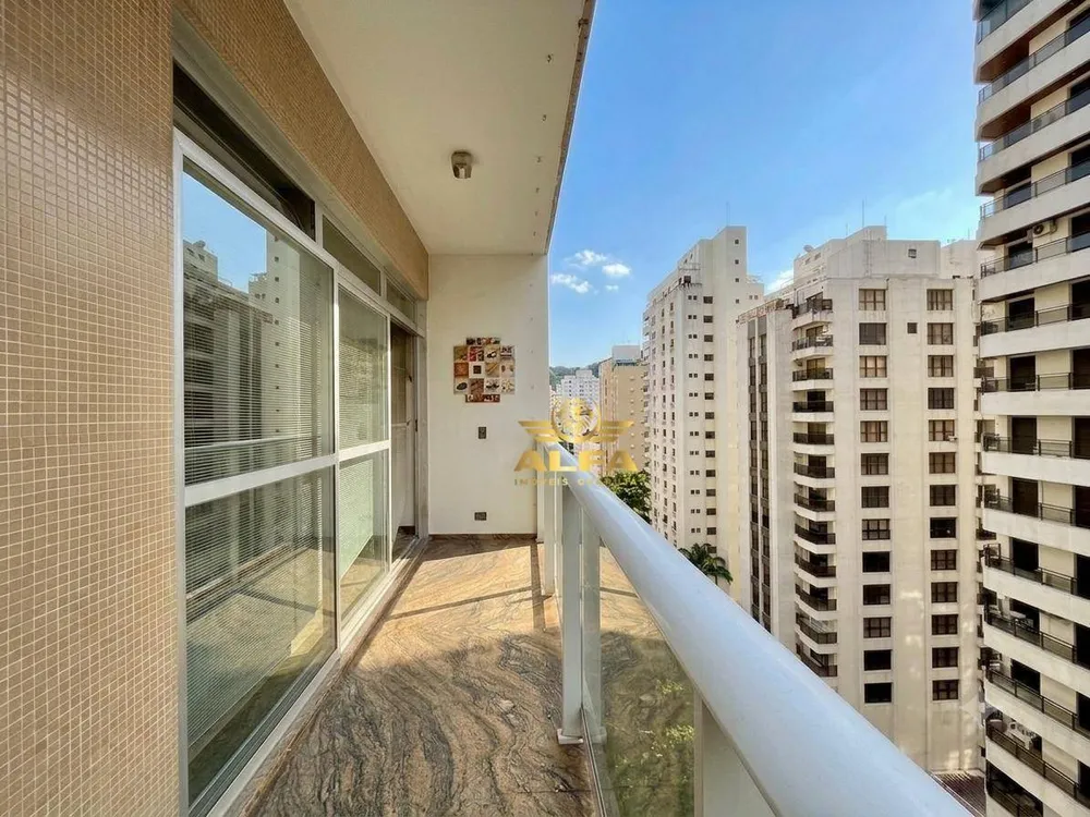 Apartamento, 3 quartos, 158 m² - Foto 1