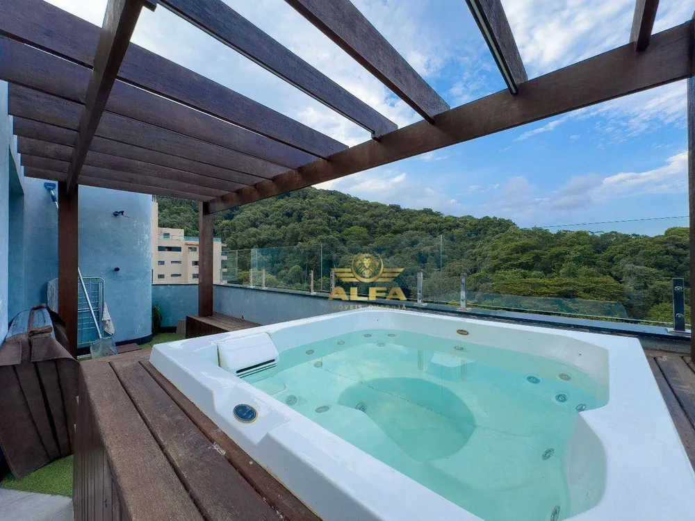 Cobertura, 3 quartos, 250 m² - Foto 2