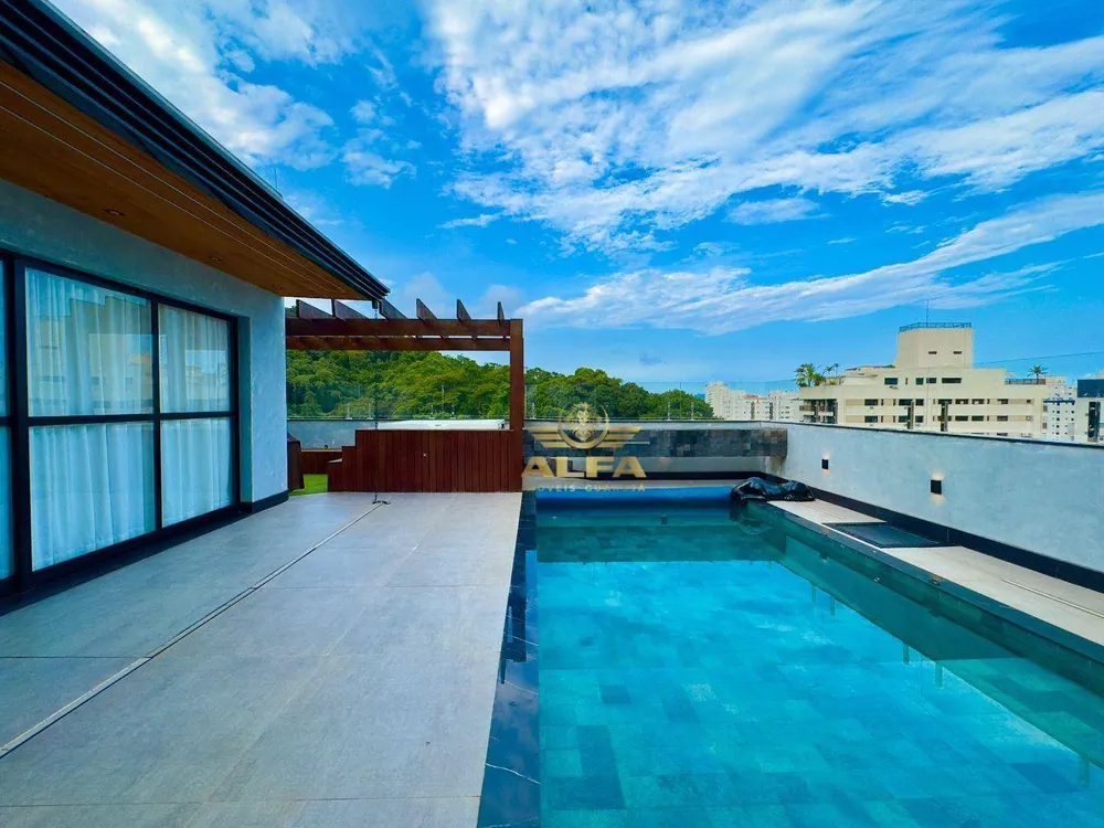 Cobertura, 3 quartos, 250 m² - Foto 1