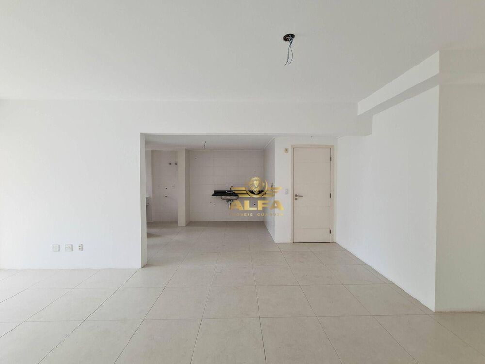 Apartamento à venda com 3 quartos, 100m² - Foto 2