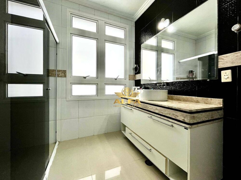 Apartamento à venda com 4 quartos, 186m² - Foto 13