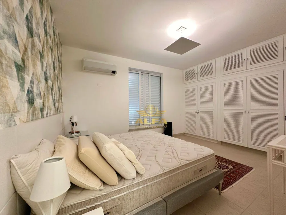 Apartamento, 3 quartos, 220 m² - Foto 8