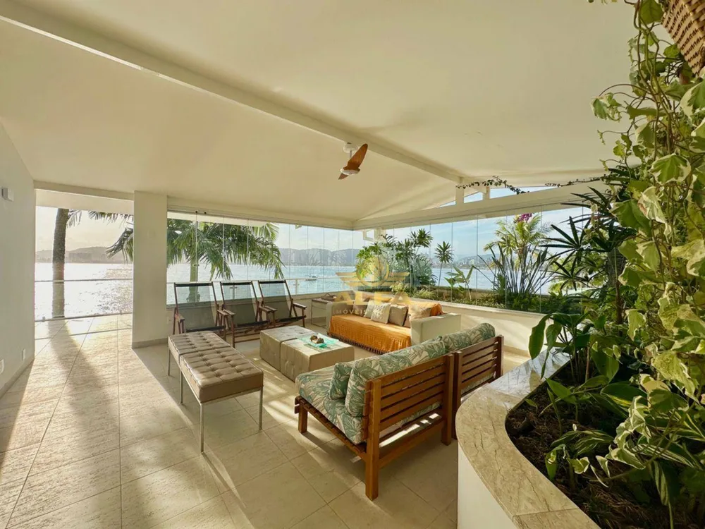 Apartamento, 3 quartos, 220 m² - Foto 2