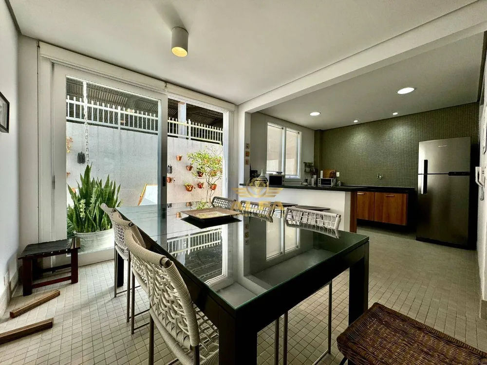 Sobrado, 3 quartos, 184 m² - Foto 2