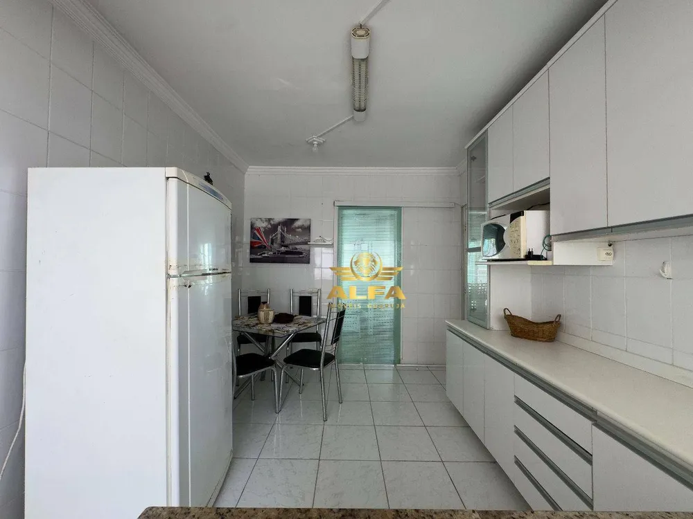 Cobertura, 3 quartos, 240 m² - Foto 11