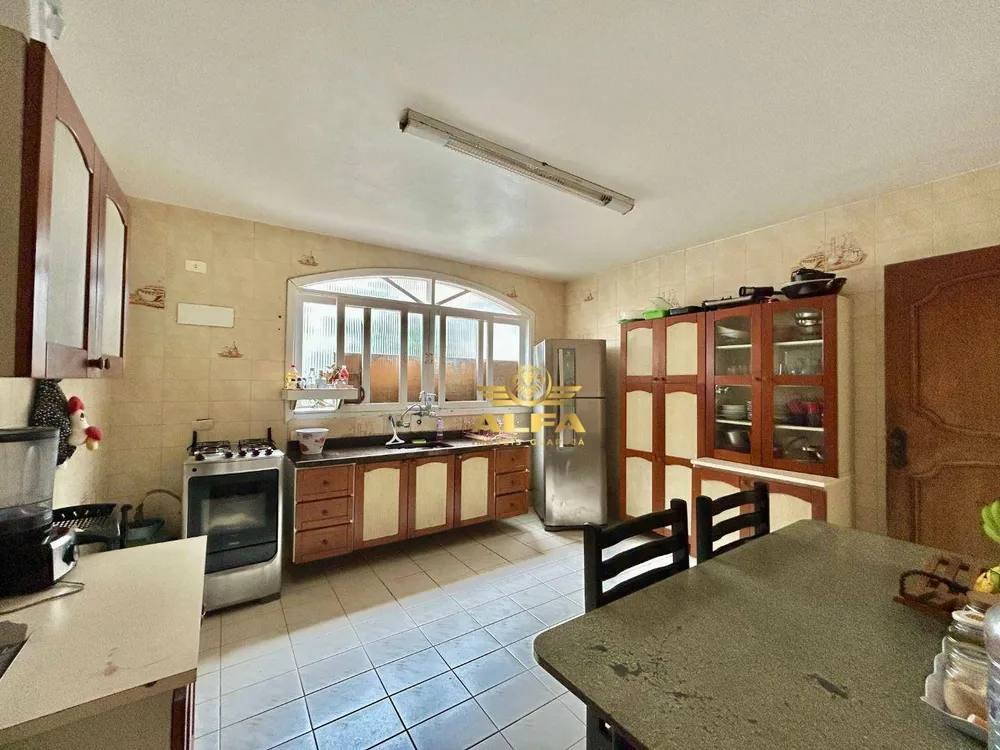 Casa, 4 quartos, 300 m² - Foto 2