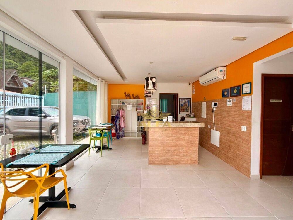 Pousada-Chalé, 13 quartos, 1355 m² - Foto 1