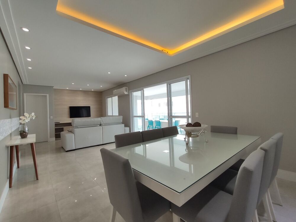 Apartamento à venda com 3 quartos, 134m² - Foto 2