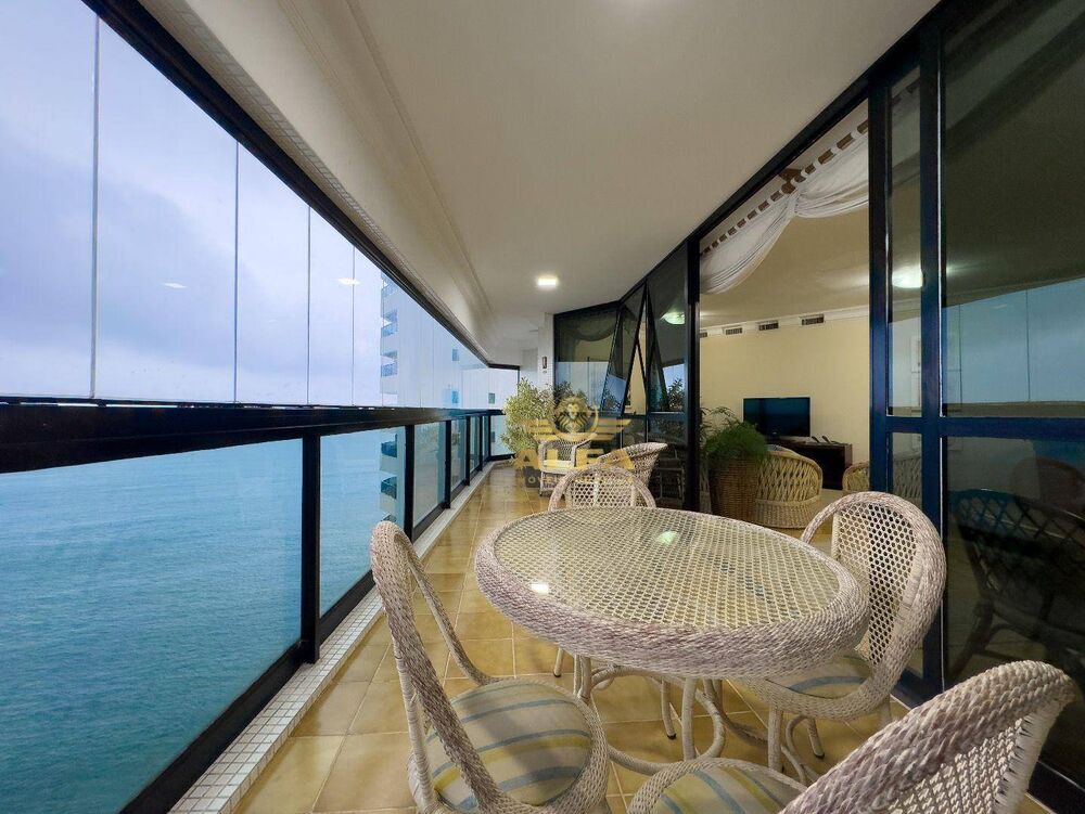 Apartamento à venda com 3 quartos, 159m² - Foto 1
