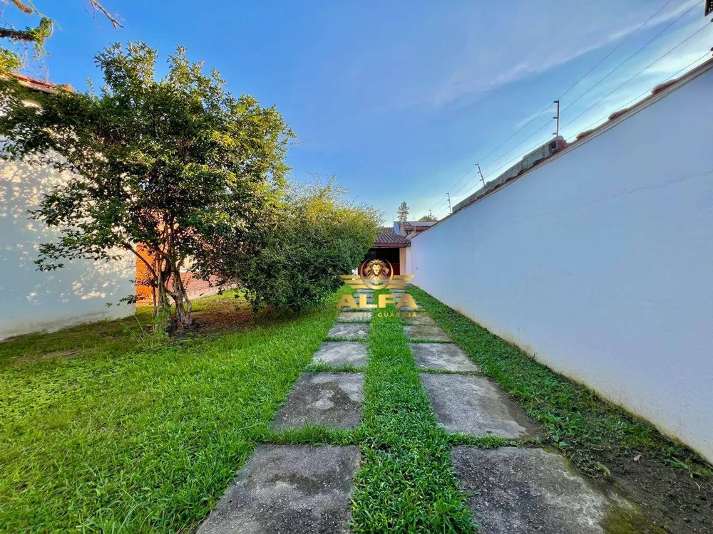 Casa, 3 quartos, 200 m² - Foto 1