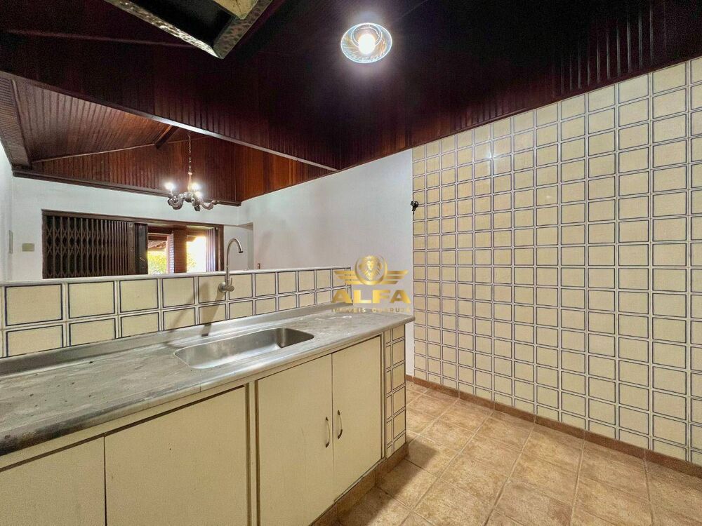 Casa à venda com 3 quartos, 200m² - Foto 6