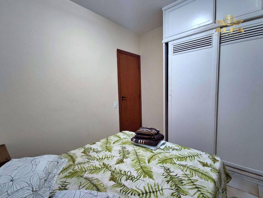 Cobertura à venda com 4 quartos, 220m² - Foto 2