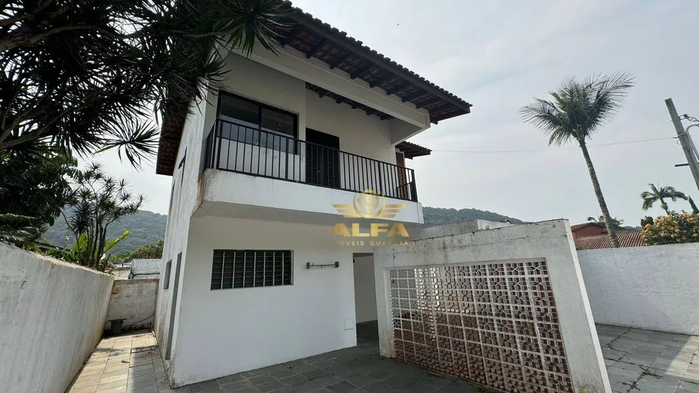 Casa à venda com 3 quartos, 234m² - Foto 2