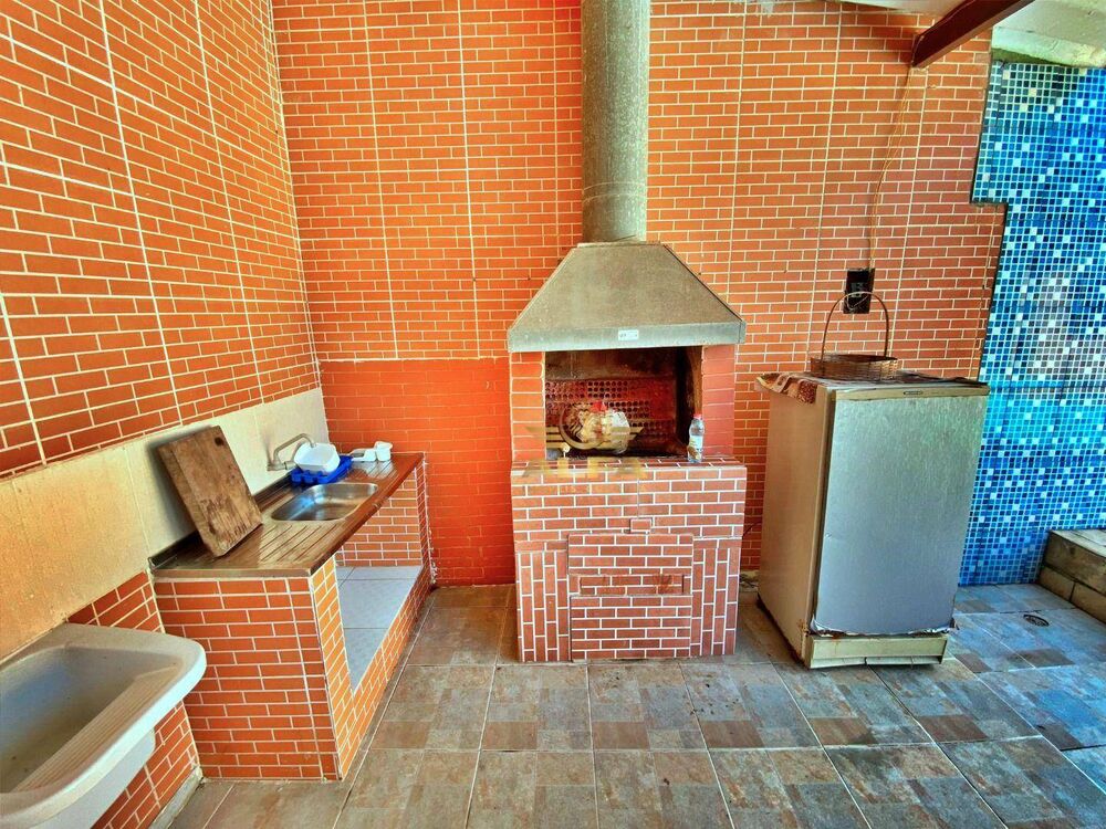 Casa à venda com 3 quartos, 100m² - Foto 14