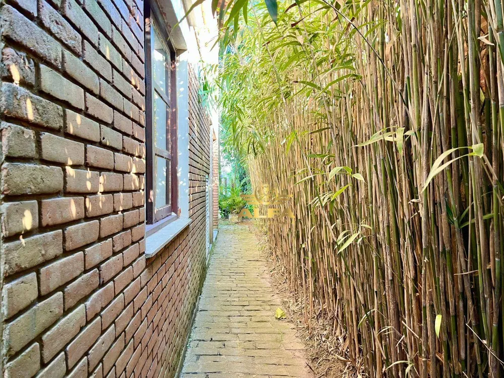 Casa, 4 quartos, 250 m² - Foto 12