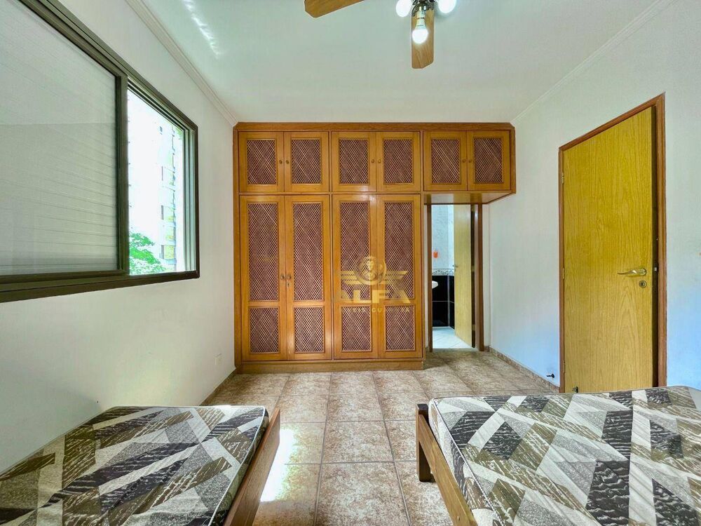 Apartamento, 4 quartos, 213 m² - Foto 2